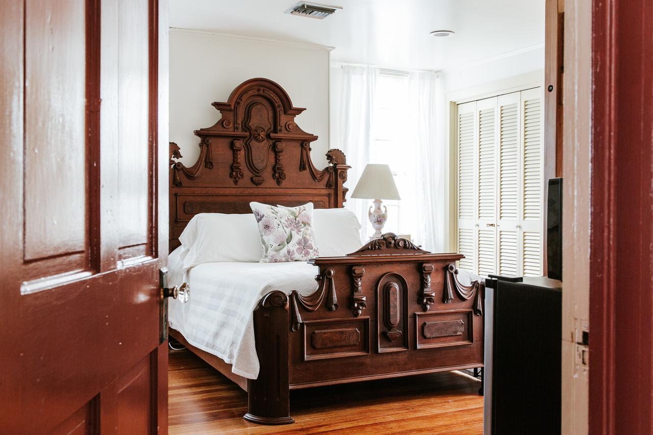 Maison Mouton Bed & Breakfast Lafayette Exterior photo